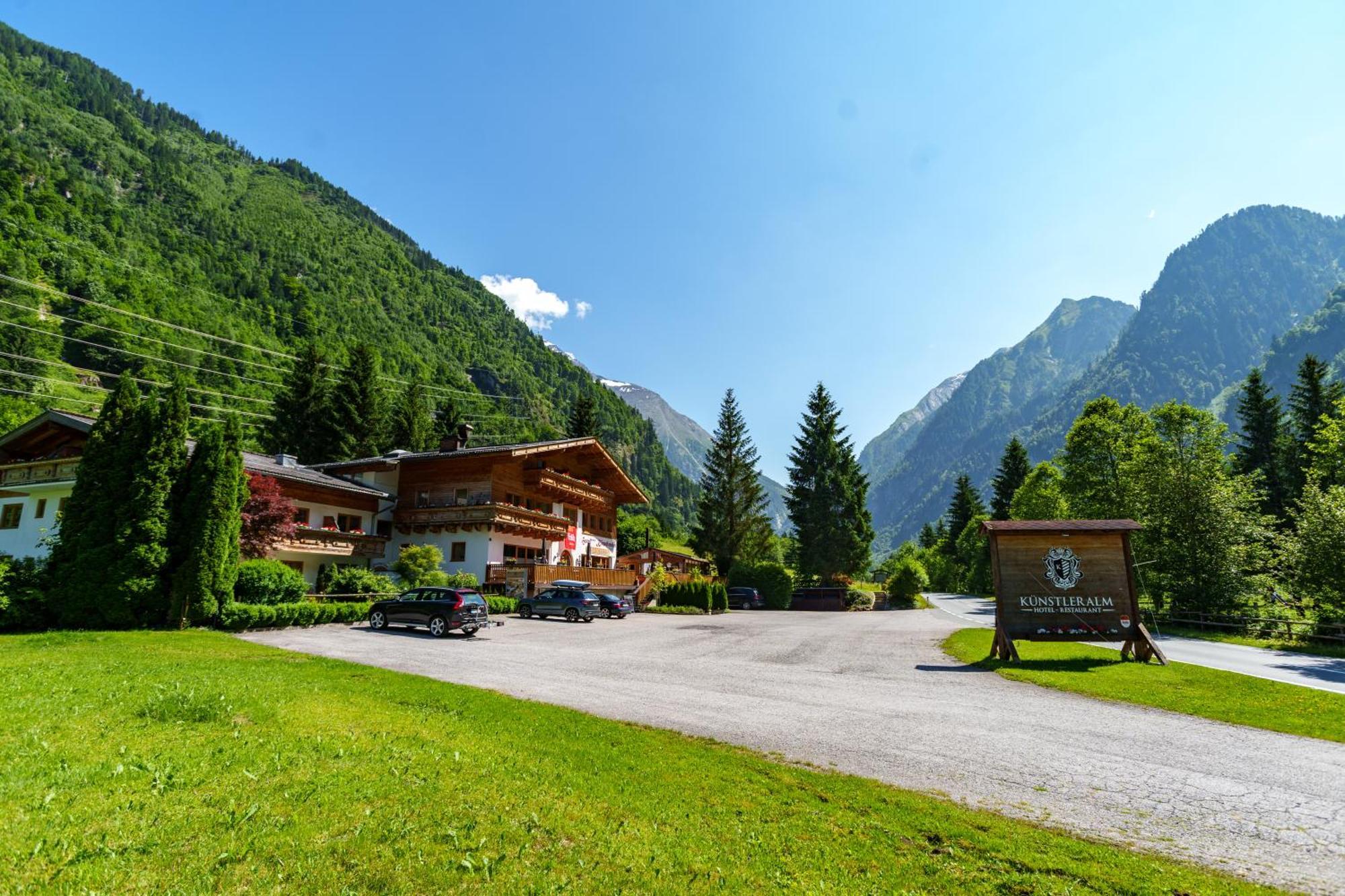 Hotel Kuenstleralm Kaprun Esterno foto